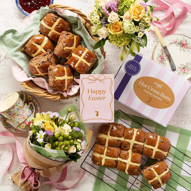 EASTER SPECIAL - Buns & Blooms Gift Box